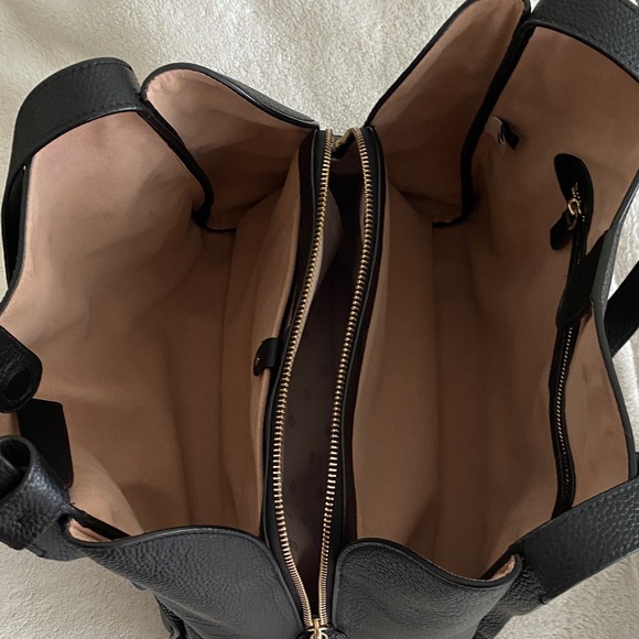 SOLD! KATE SPADE Knott Large Shoulder in Bag Black Pebbled Leather - Picture 8 of 17